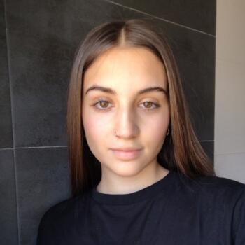 Nanny in Valdepeñas: Lucía