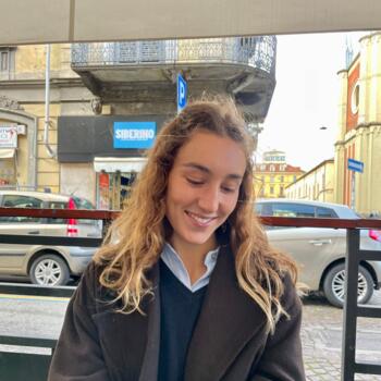 Baby-sitter in Fribourg: Sofia
