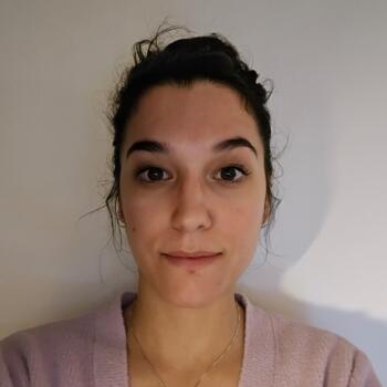 Baby-sitter in Montréal: Emmeline