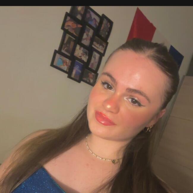 Babysitter in Paris: Melanie