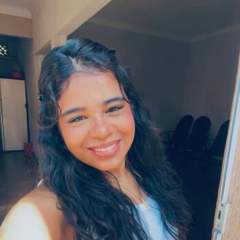 Babysitter in Goiânia: Julia