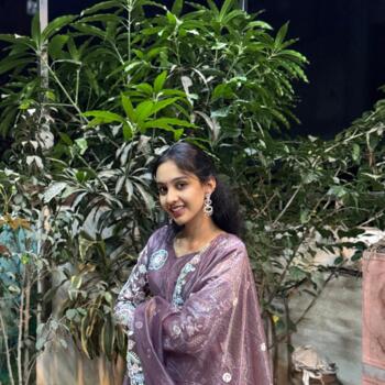 Babysitter in Nashik: Disha