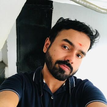 Babysitter in Delhi: Anand