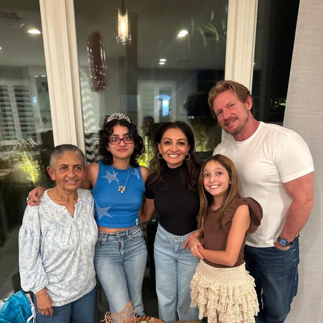 Babysitting job in Las Vegas: Rakhi