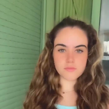 Babysitter in Valencia: Lara