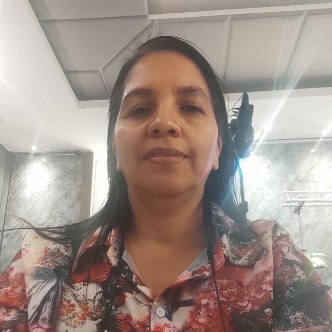 Nanny in Madrid: Gina