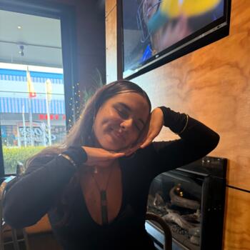 Babysitter in New Plymouth: Eizra