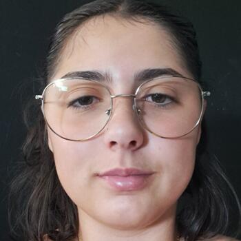 Babysitter in Milan: Nicole