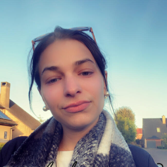 Babysitter in Eeklo: Kyara