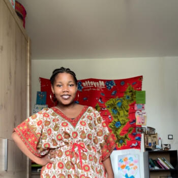 Babysitter in Laigneville: Elda