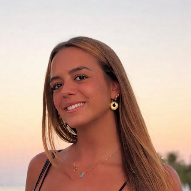 Babysitter em Cascais: Constança