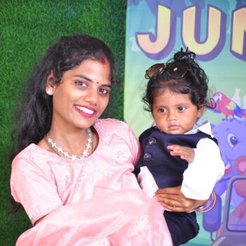 Babysitter Chennai: Dhesiya