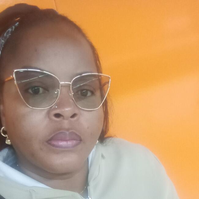 Babysitter in Madrid: María erlin luzdary