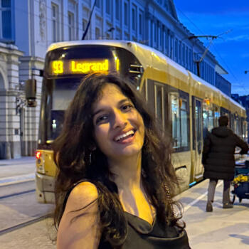 Babysitter in London: Arshiya