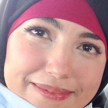 Babysitter in Pickering: Hasnaa