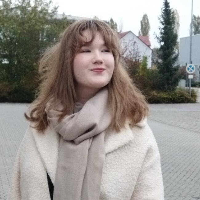 Babysitter in Neuburg an der Donau: Veronika