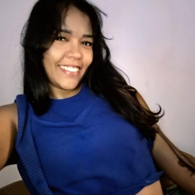 Babysitter in Luziânia: Danielly da Silva Queiroz