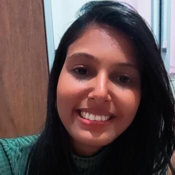 Babysitter Brasília: Liliane