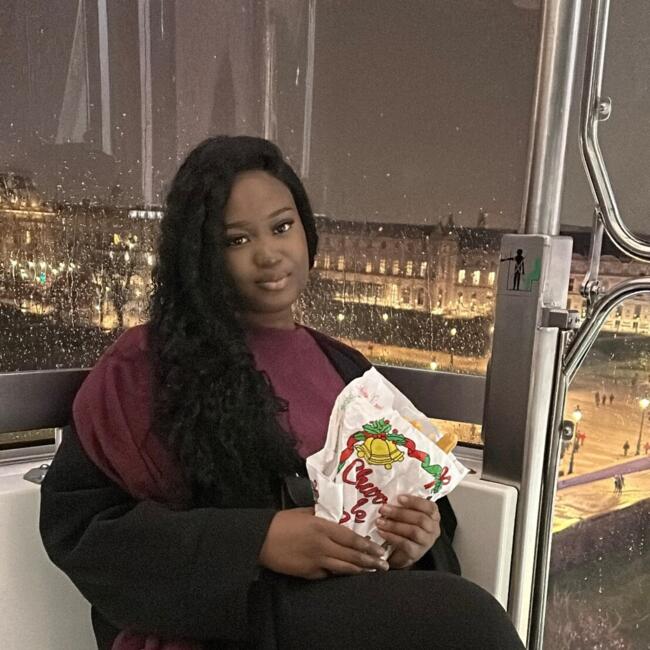 Babysitter in Draveil: Fatoumata