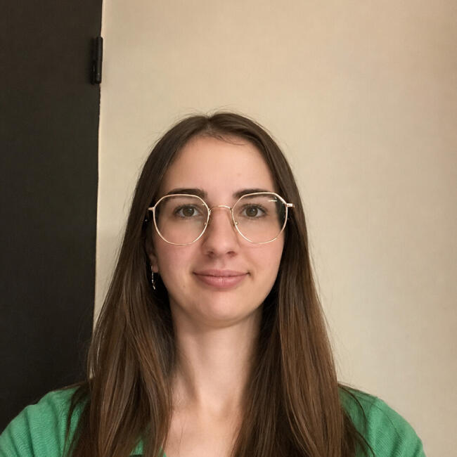 Babysitter in Tours: Cassandra