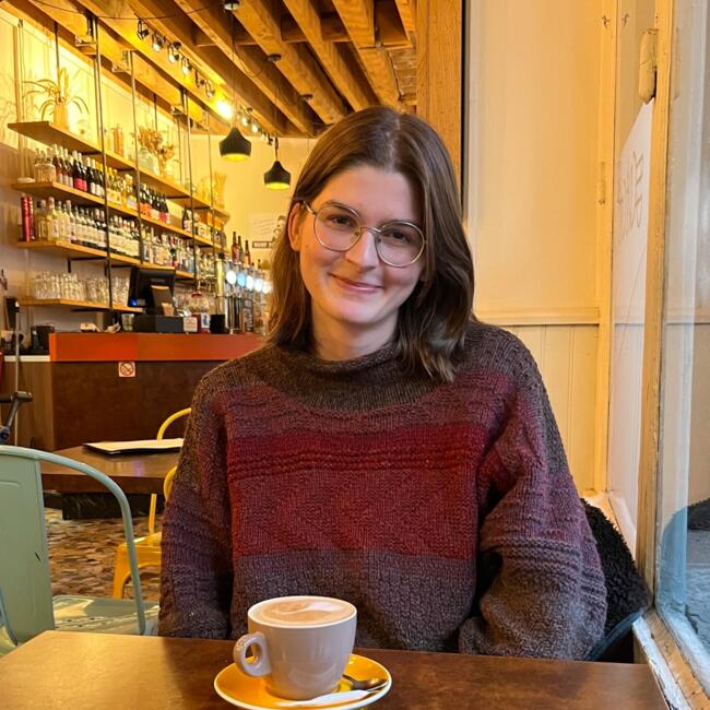 Babysitter in London: Isabel