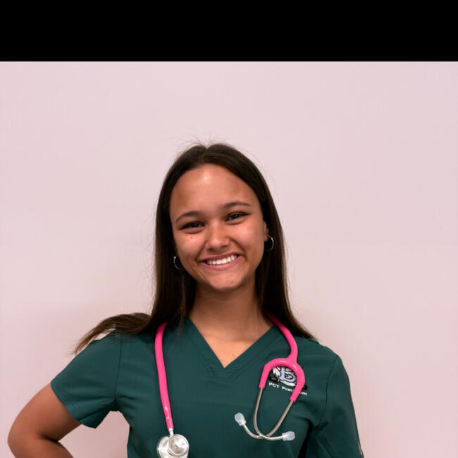 Babysitter in Lake Jackson: Julianna