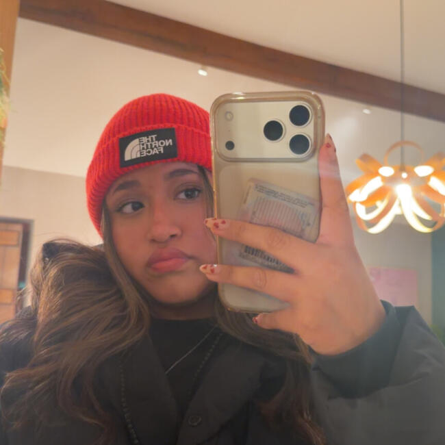 Babysitter in Newcastle upon Tyne: Flo