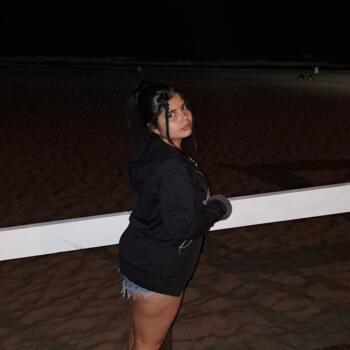 Niñera en Lanús: Morena