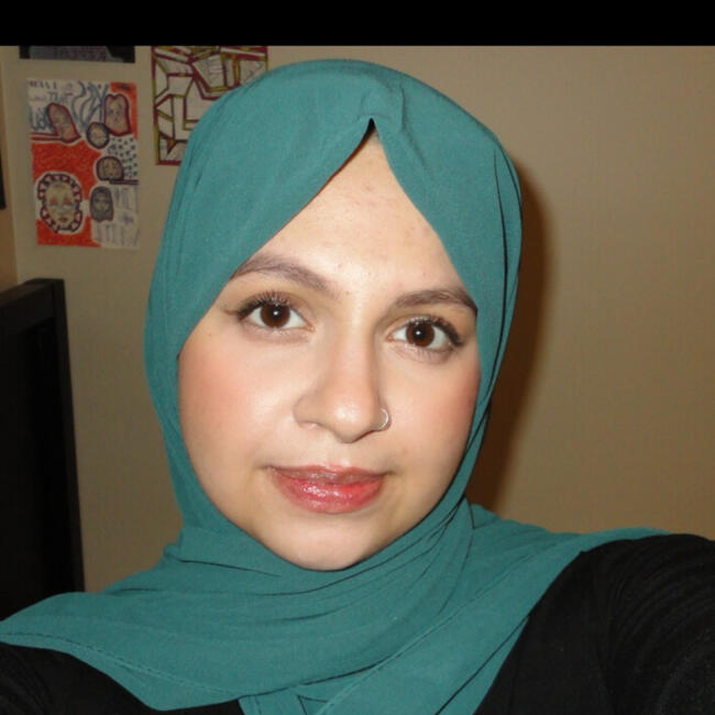 Babysitter in Winnipeg: Hamnah