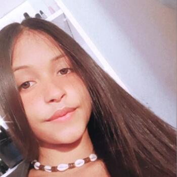 Babysitter em Valongo: Adriele