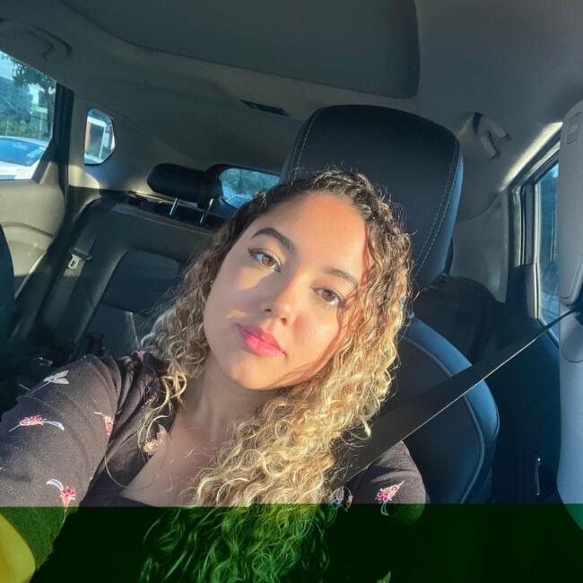 Babá em Vila Velha: Camila