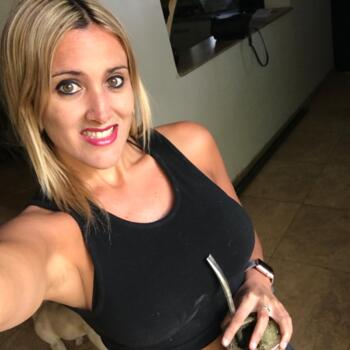 Babysitter in San Juan: Celeste