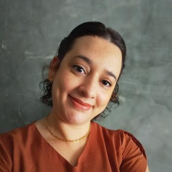 Babysitter Hortolândia: Débora