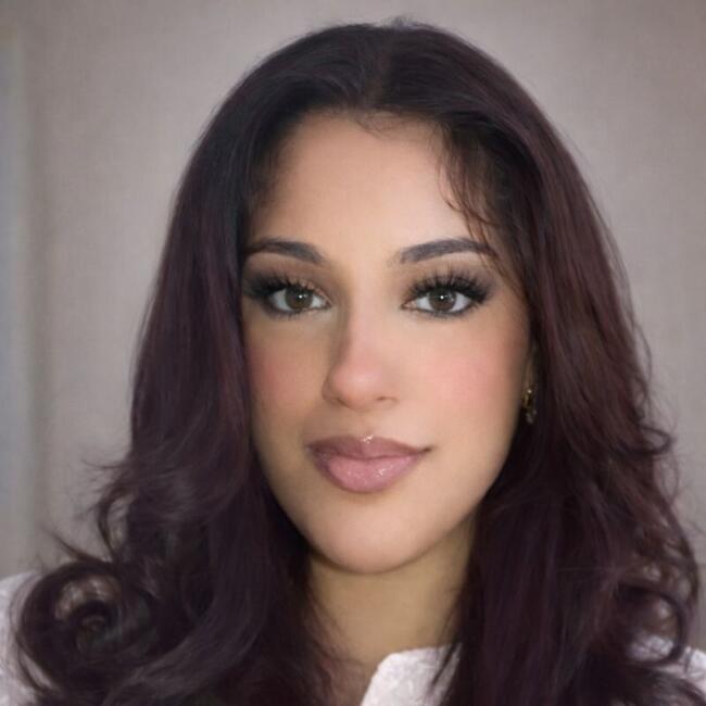 Babysitter in Rochdale: Laiba