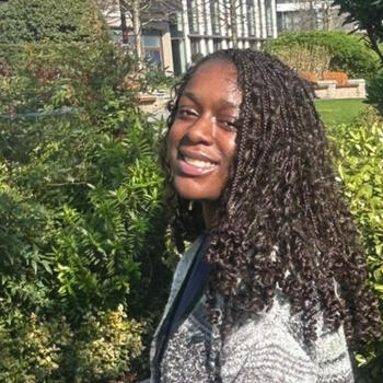 Babysitter in London: Stephanie