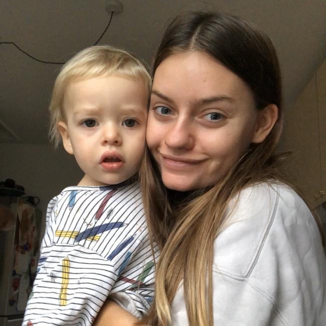Babysitter in Auckland: Sophie May
