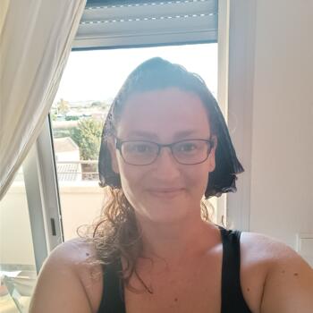 Babysitter in Elche: Cristina