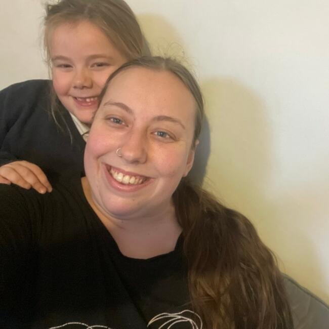 Babysitter in Derby: Hope