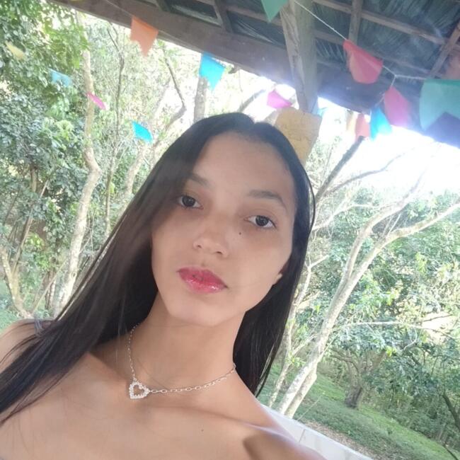 Babysitter in São Lourenço da Mata: Cryslaine