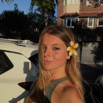 Babysitter Sydney: Alice