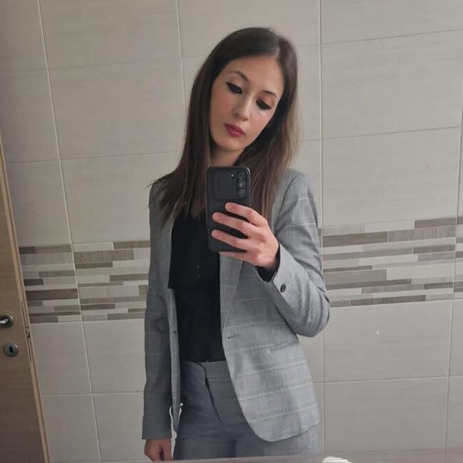 Babysitter in San Giorgio a Cremano: Flora