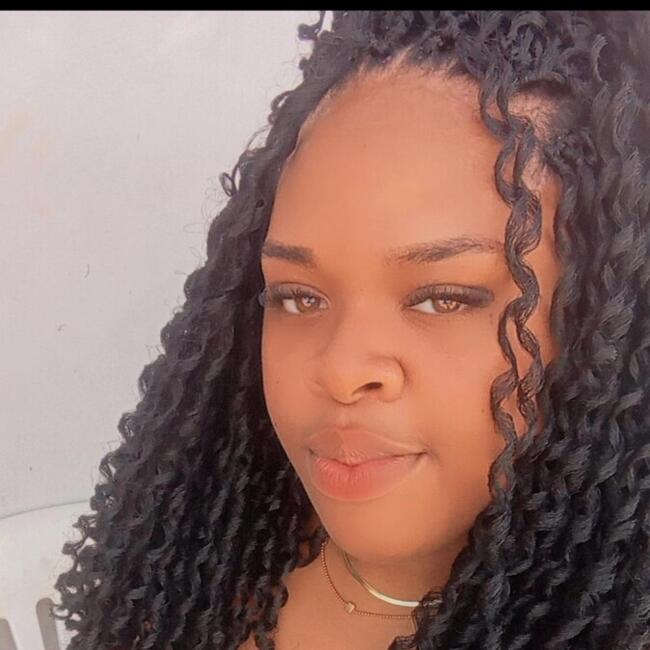 Babá em Feira de Santana: Jaqueline