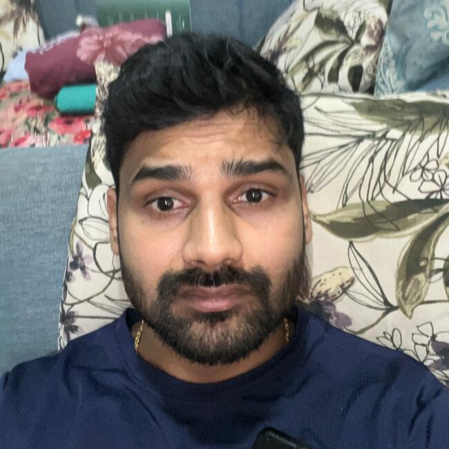 हैदराबाद में बेबीसिटिंग की नौकरी: Sriteja