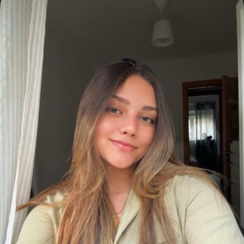 Babysitter em Lisboa: Victoria