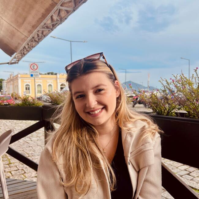 Babá em Joinville: Maria Eduarda