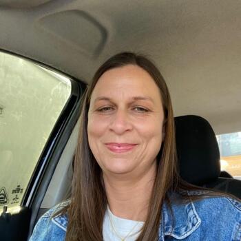 Babysitter in Paulínia: Aparecida Ludmila