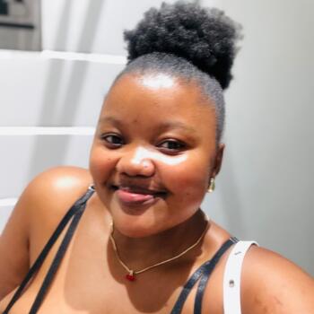 Babysitter in Port Elizabeth: Neo