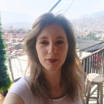 Babysitter in Eindhoven: Luminita