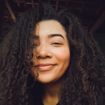 Babysitter São Luís: Kelly Barros