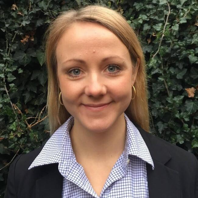 Trabajo de canguro en Nerja: Signe